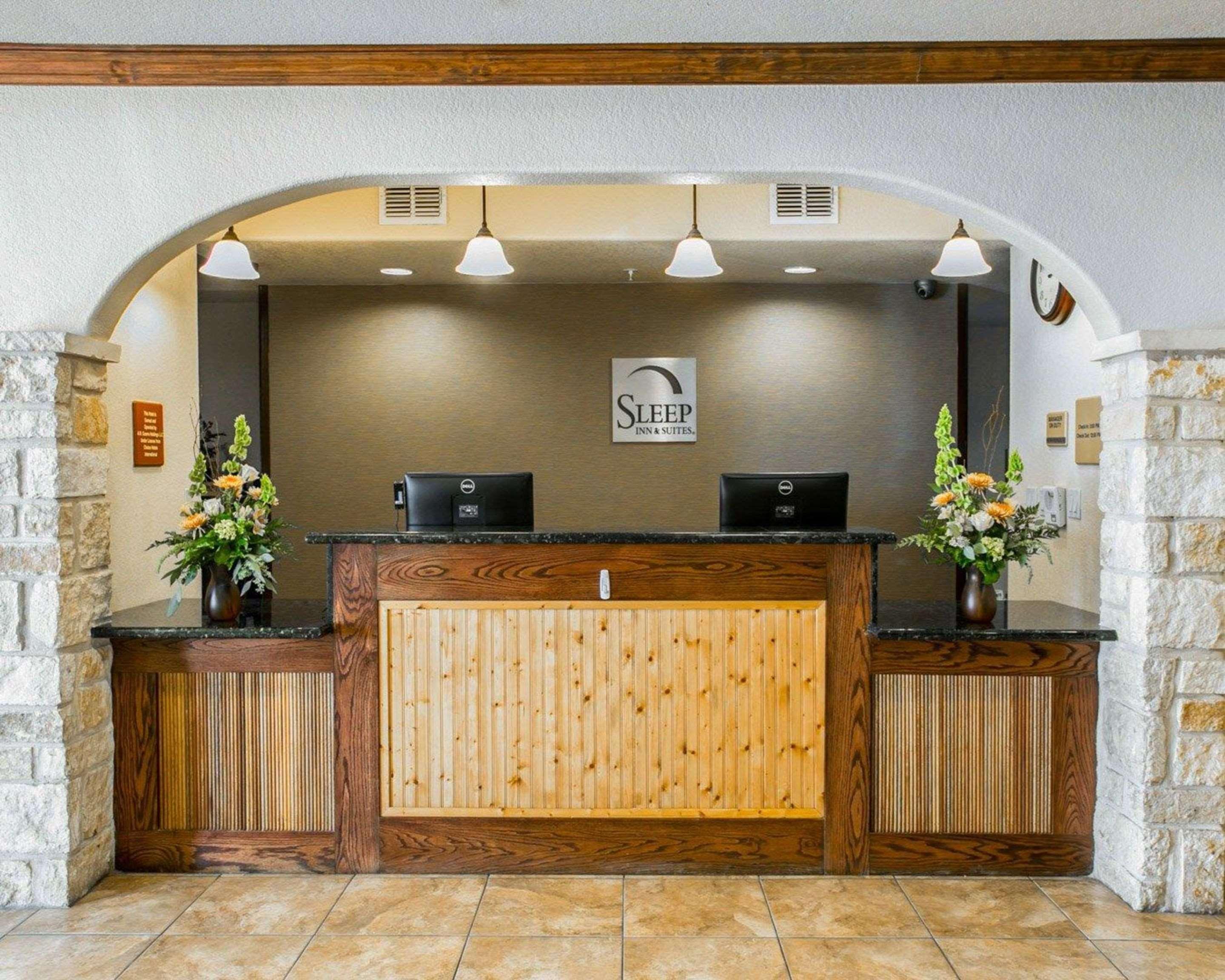 Sleep Inn & Suites Gonzales Near Palmetto State Park Exterior foto